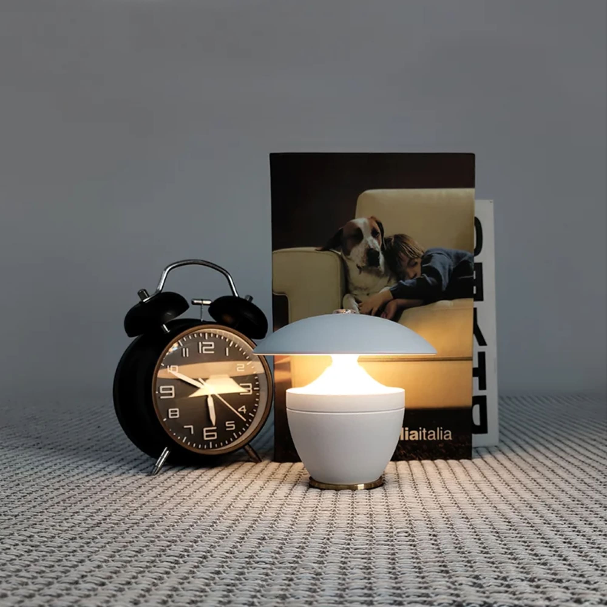 cordless-modern-led-table-lamp-3-xfs864